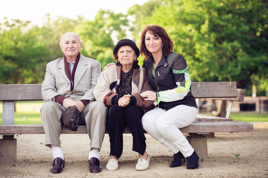 Grandma & Great Grandparents - Large group family photography session