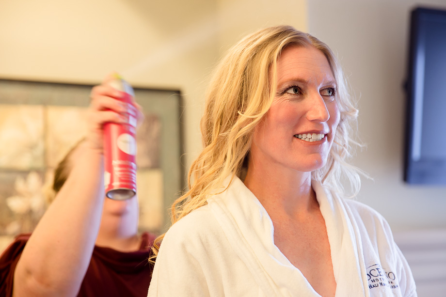 Last touch ups on the brides hair-do