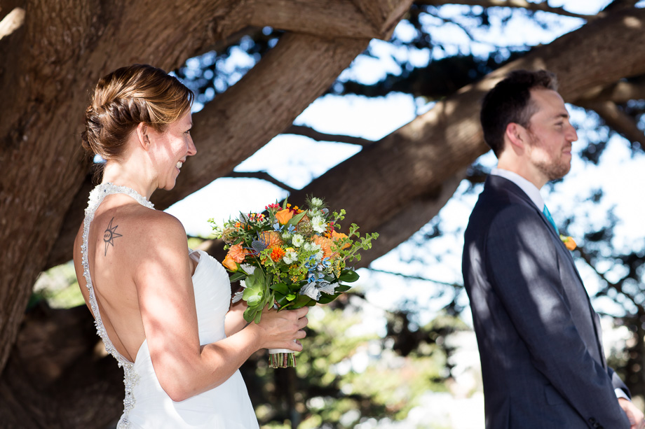 E&Rs romantic first look before walking down the aisle