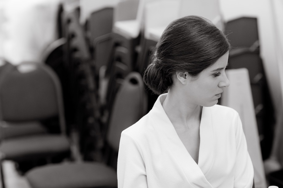 Timeless black and white getting ready photo of the bride at CuriOdyssey