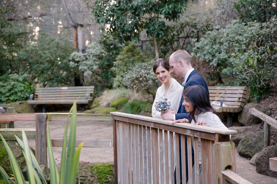 newlywed sharing a moment during cocktail hour at CuriOdyssey