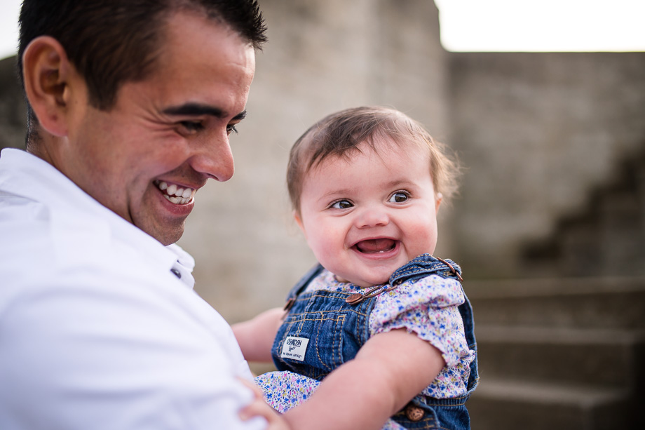 father daughter bonding time - baker beach family photos
