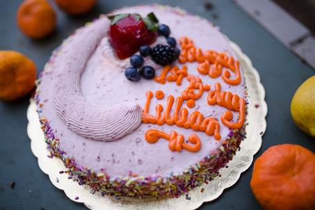 Lillians cake before the smash