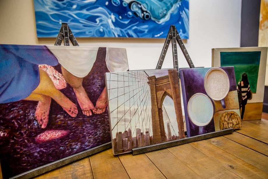 thoughtful surprise paintings before the marriage proposal