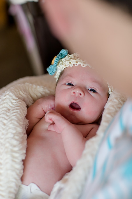 newborns eye communication with dad