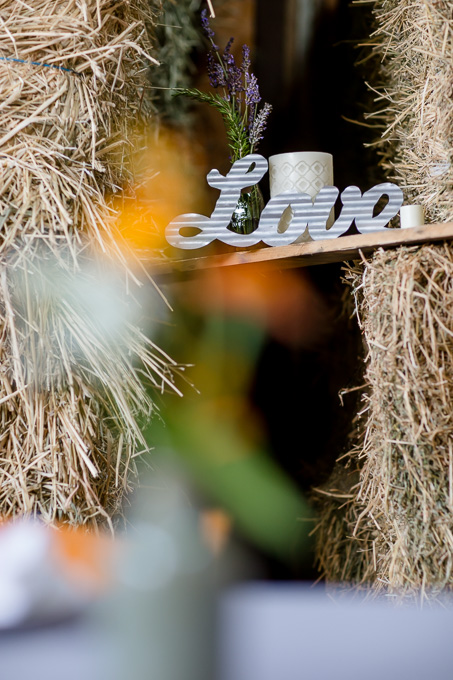 rustic wedding reception decor