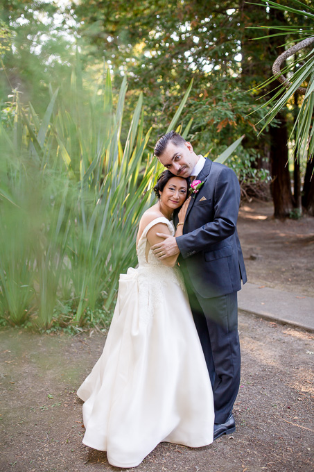 bride and groom portrait outdoor at Deer Park Villa