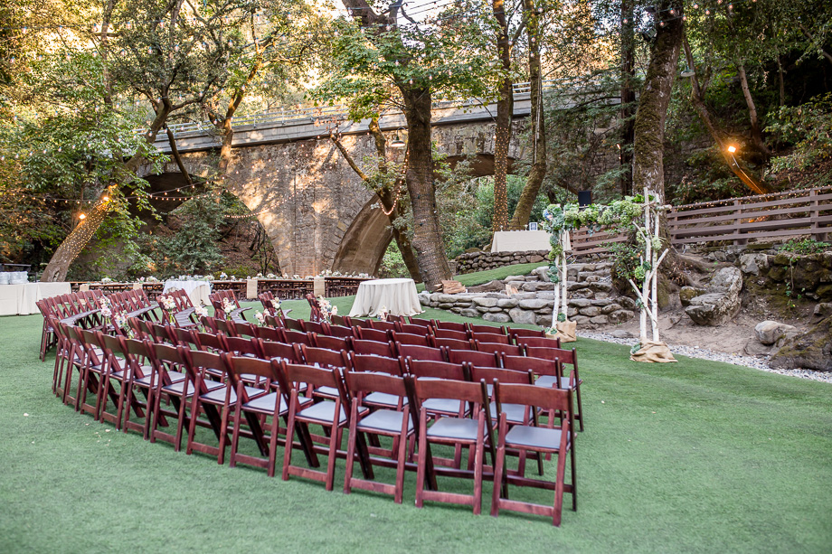 beautiful weddinf ceremony setup at saratoga springs long bridge