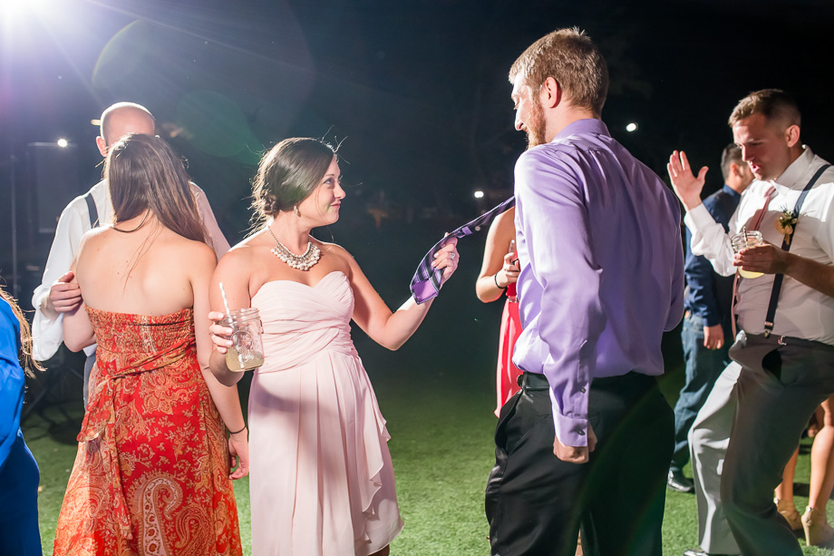 wedding guests dancing