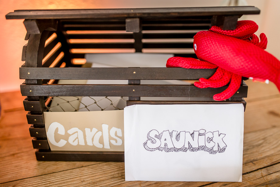 wedding card box with a cute lobster