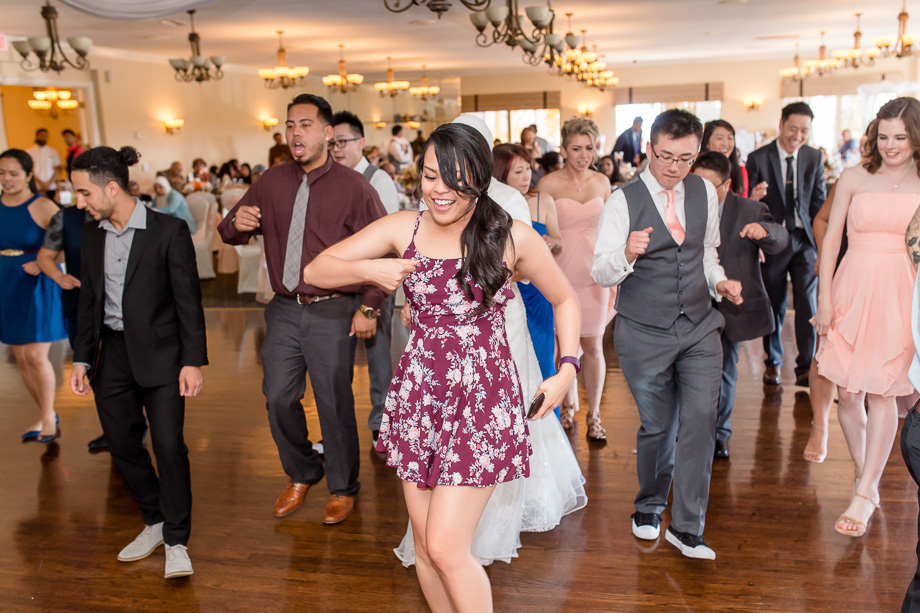 wedding guests dancing