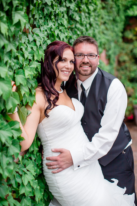 couple portrait at Mama Mia's Restaurant
