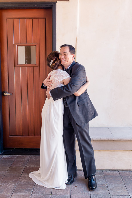 bride hugging her dad for love and appreciation