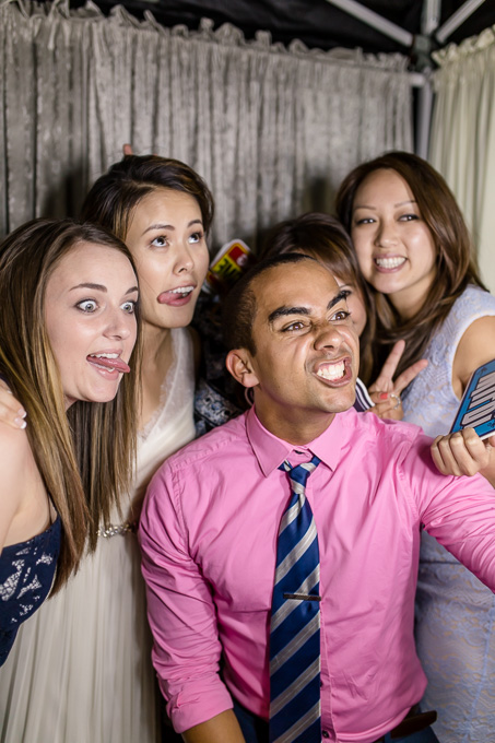 wedding photobooth fun