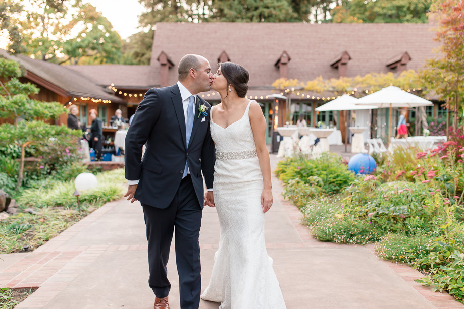 kissing in the courtyard