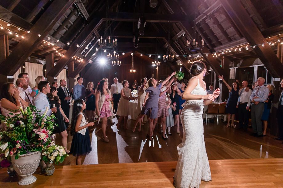 single ladies fighting for the tossing bouquet