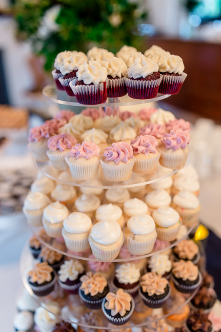 wedding cupcake display