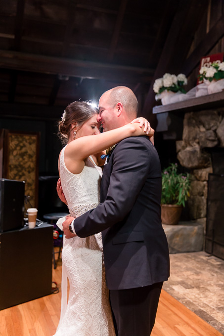 bride and groom first dance