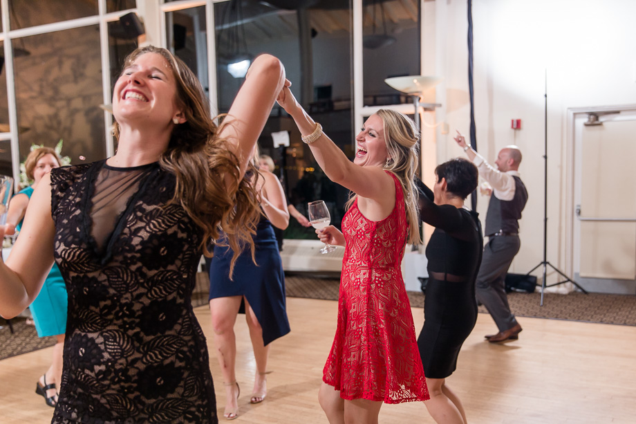 wedding guests owning the dance floor