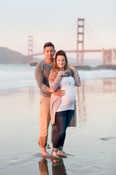 beach maternity photo