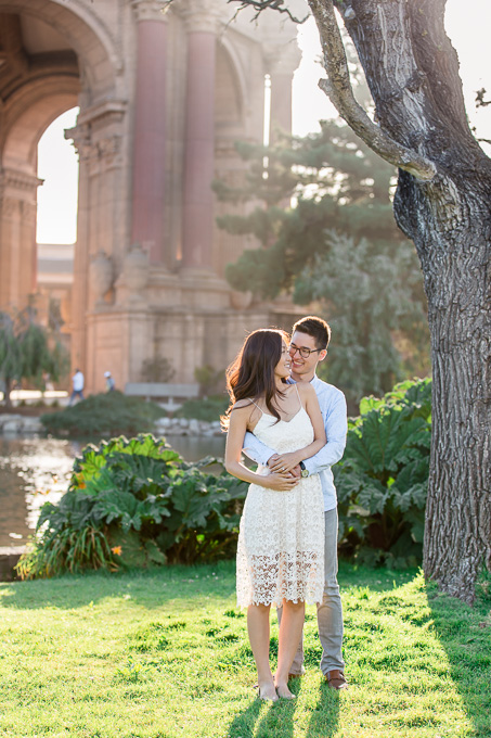 engagement picture with pretty backlighting
