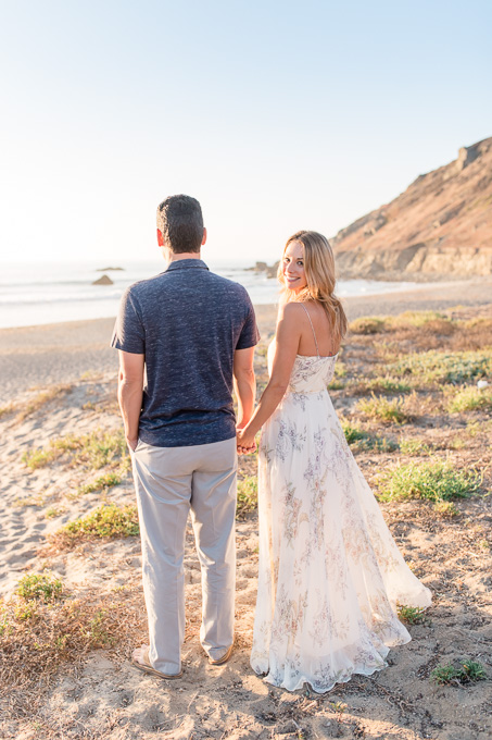 northern california romantic sunset engagement photo